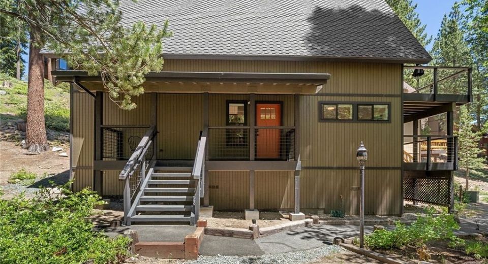 944 Divot Court, Unit 2, Incline Village, NV 89451 Photo