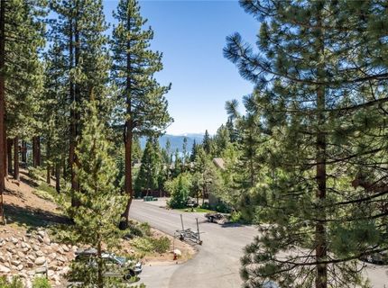 944 Divot Court, Unit 2, Incline Village, NV 89451 Photo
