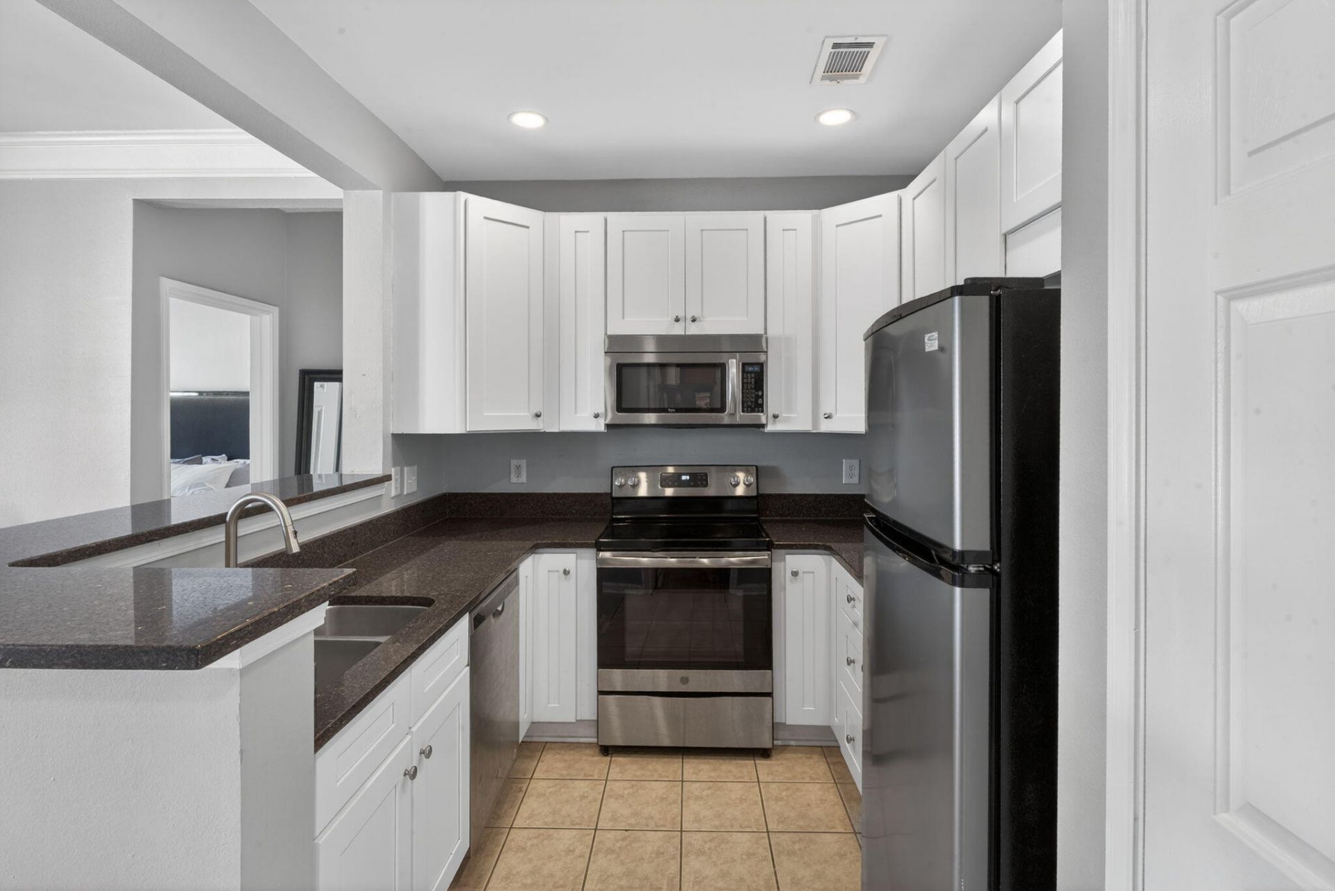 1322 Rosewood Lane Photo 10