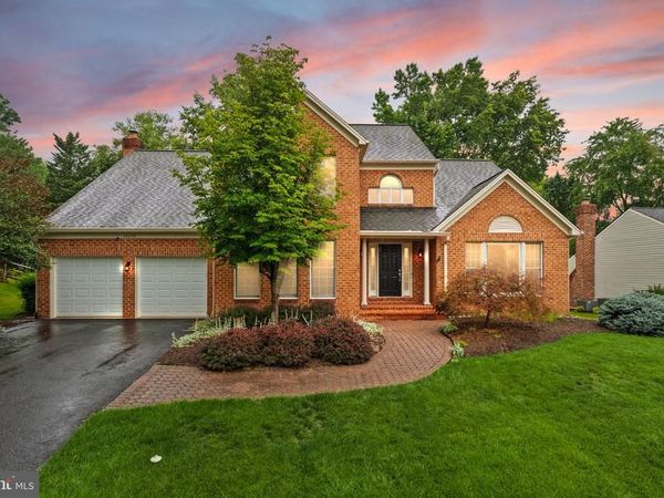 15253 SURREY HOUSE WAY, CENTREVILLE, VA 20120