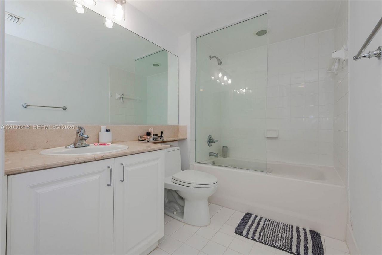 90 Alton Rd , Unit 607, Miami Beach, FL 33139 Photo