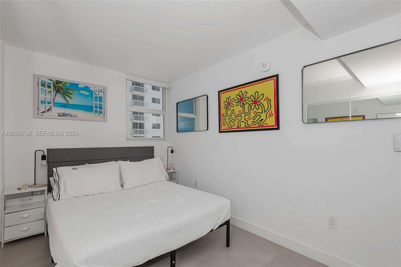 345 Ocean Dr , Unit 326, Miami Beach, FL 33139 Photo