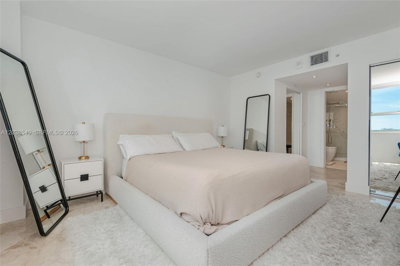 90 Alton Rd , Unit 1109, Miami Beach, FL 33139 Photo