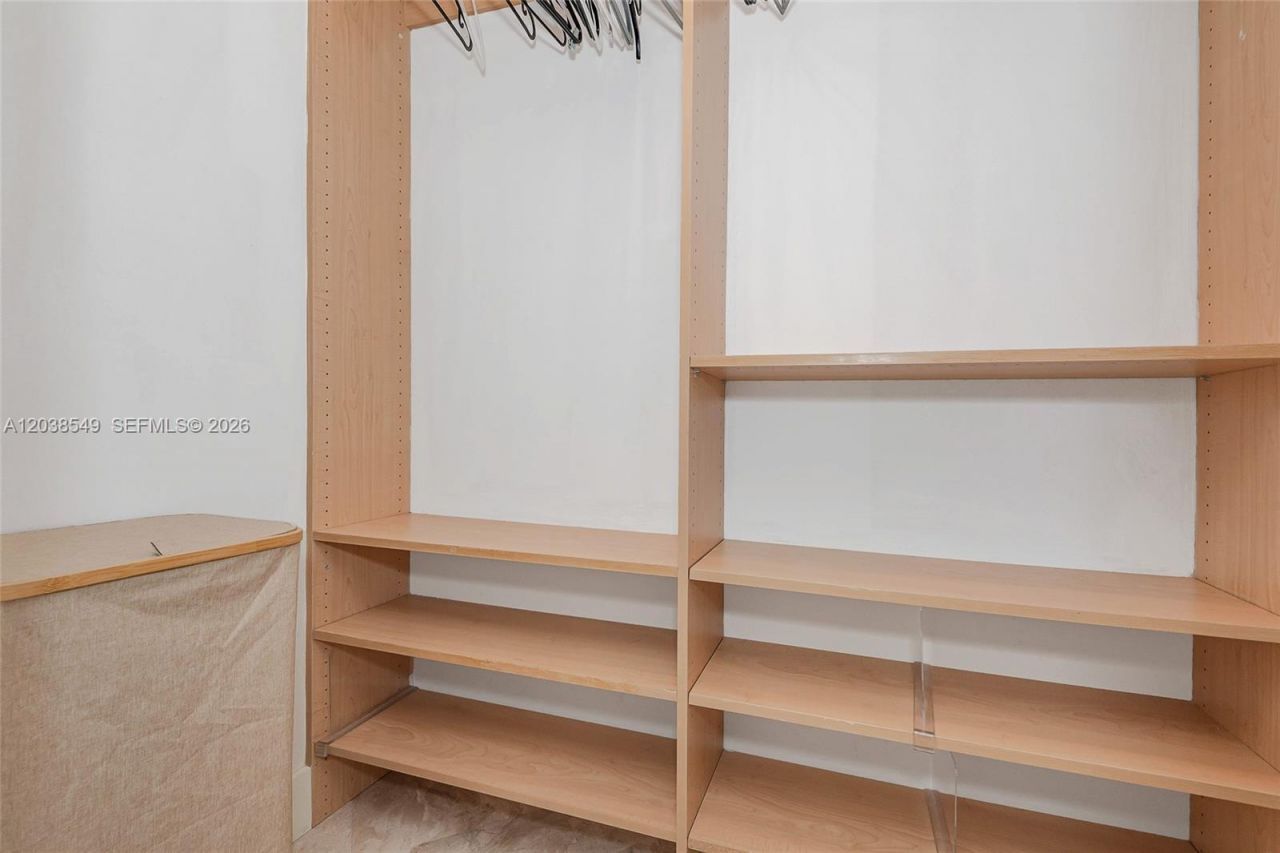 90 Alton Rd , Unit 1109, Miami Beach, FL 33139 Photo