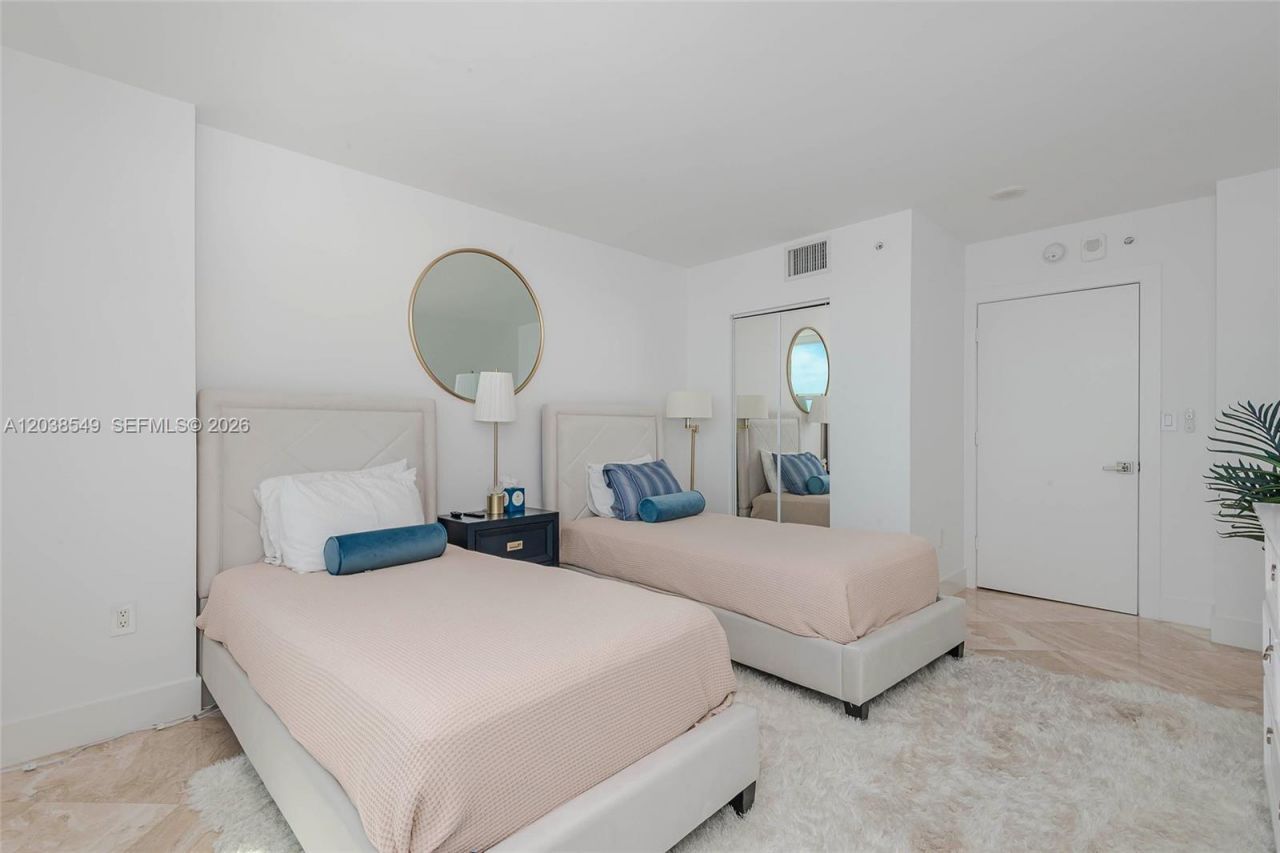 90 Alton Rd , Unit 1109, Miami Beach, FL 33139 Photo