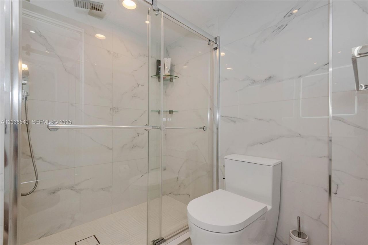 90 Alton Rd , Unit 1109, Miami Beach, FL 33139 Photo
