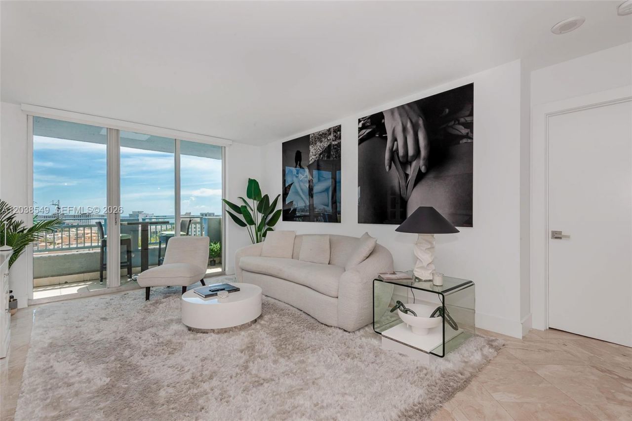 90 Alton Rd , Unit 1109, Miami Beach, FL 33139 Photo