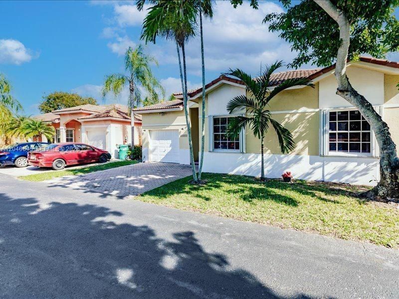 21475 SW 90th Pl , Cutler Bay, FL 33189 Photo
