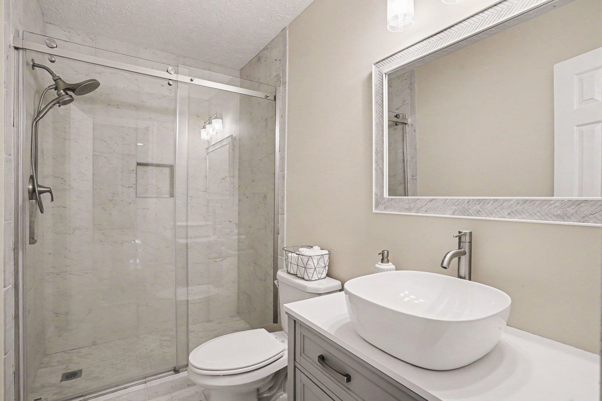 9405 Park St. Photo 37