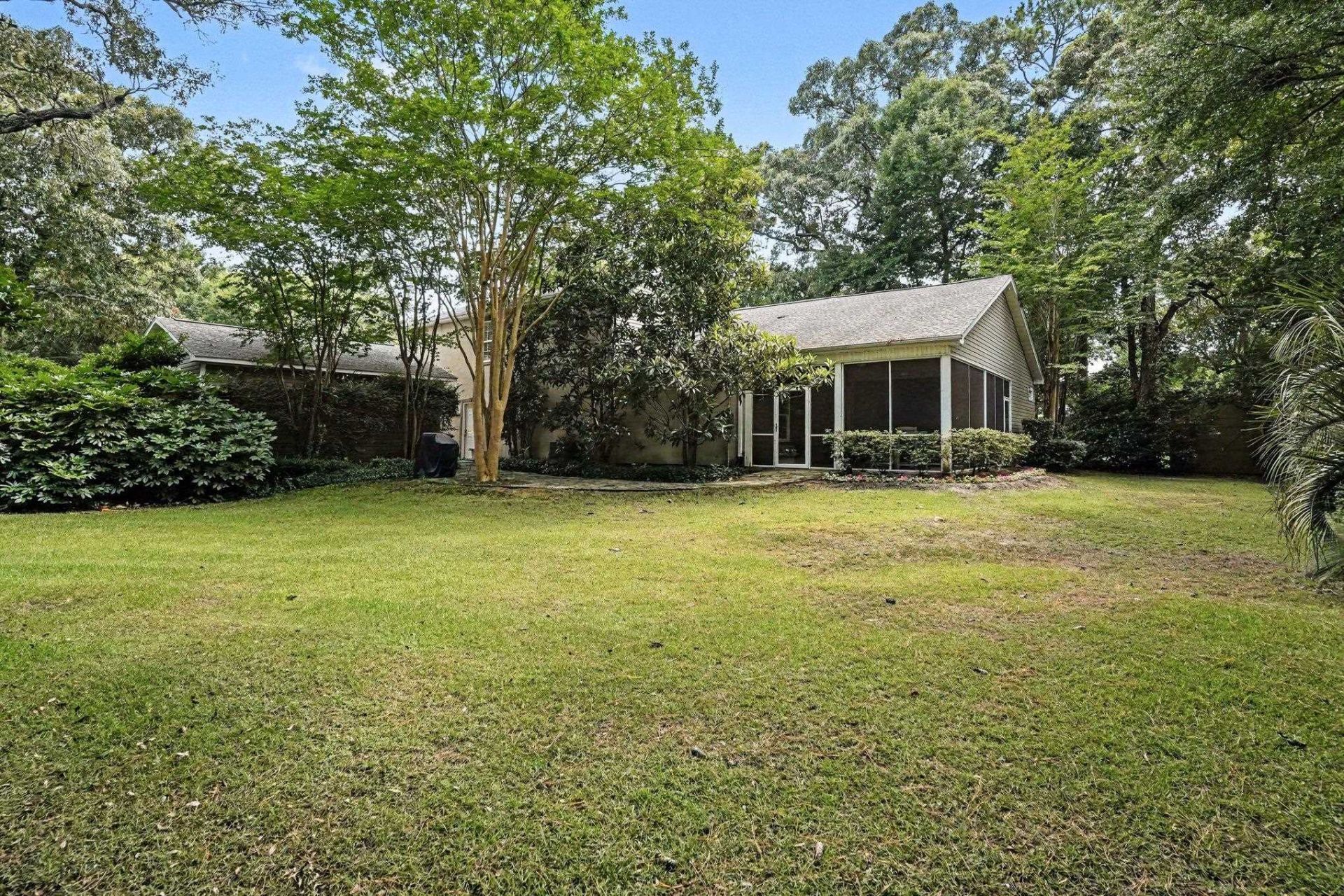 9405 Park St. Photo 43
