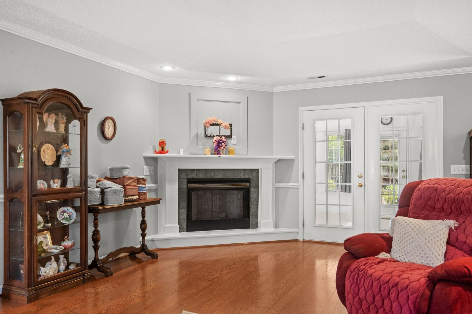 125 Fox Glen Dr.  Photo 10