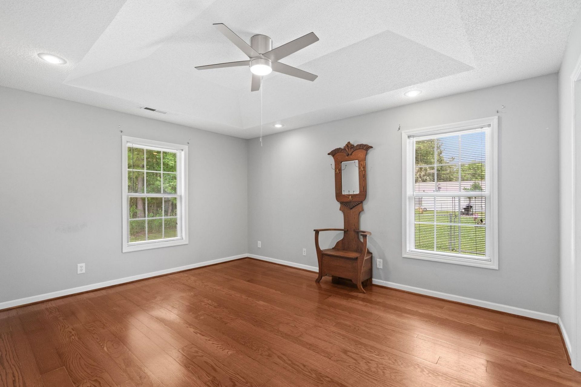 125 Fox Glen Dr.  Photo 28