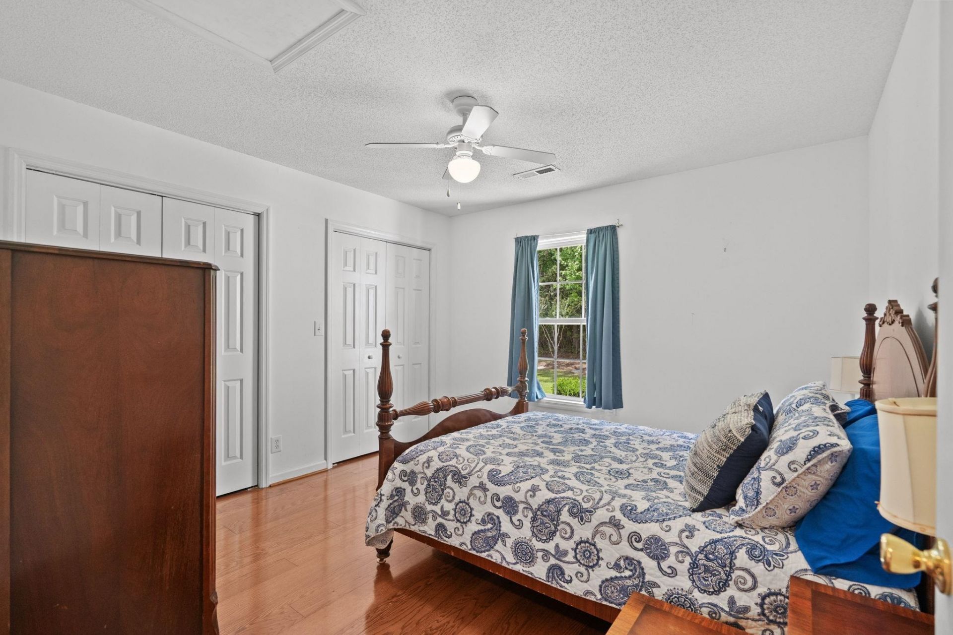 125 Fox Glen Dr.  Photo 35