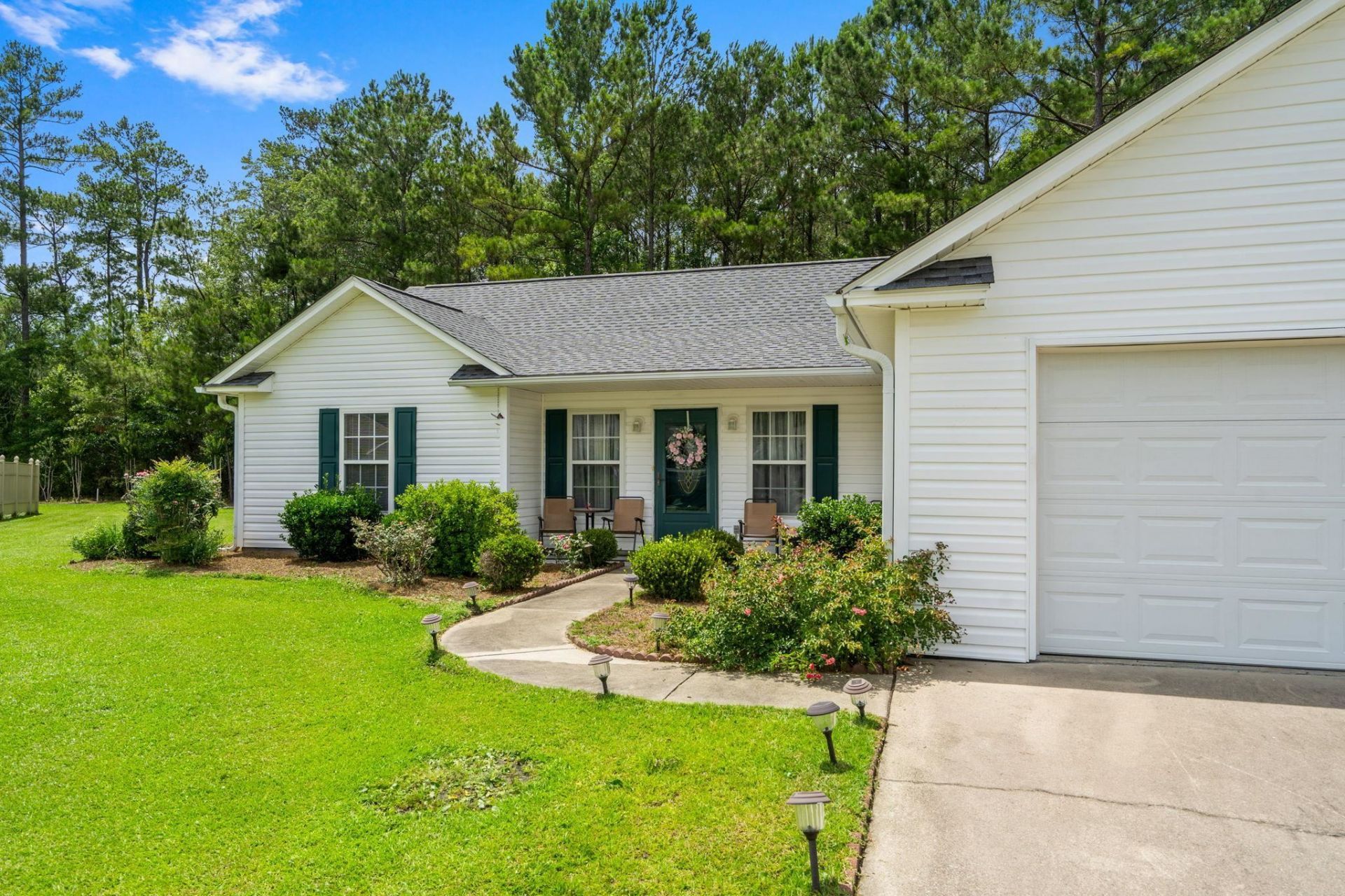 125 Fox Glen Dr.  Photo 4