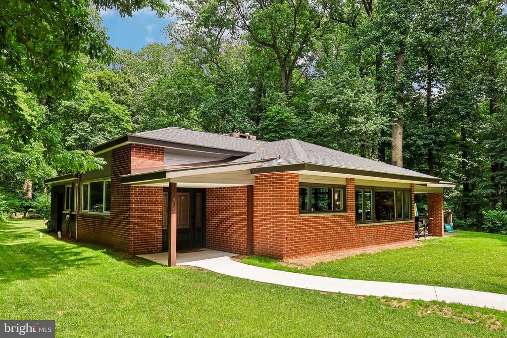 939 NORTH AVENUE, SPRINGFIELD, PA 19064