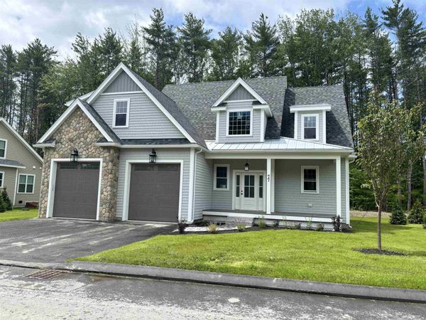 77 Lady Walsingham Way, Laconia, NH 03246