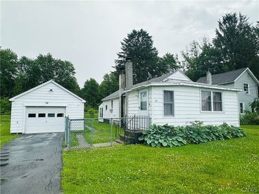 74 Volney Street , Phoenix, NY 13135