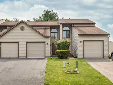 8457 Bubbling Springs Drive , Baldwinsville, NY 13027