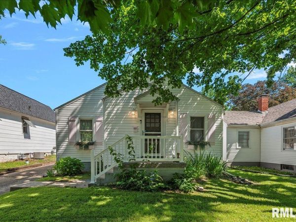 523 Wood Avenue, Springfield, IL 62702