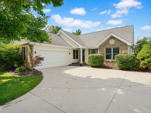 5902 Kennesaw Trail, Columbus, IN 47203