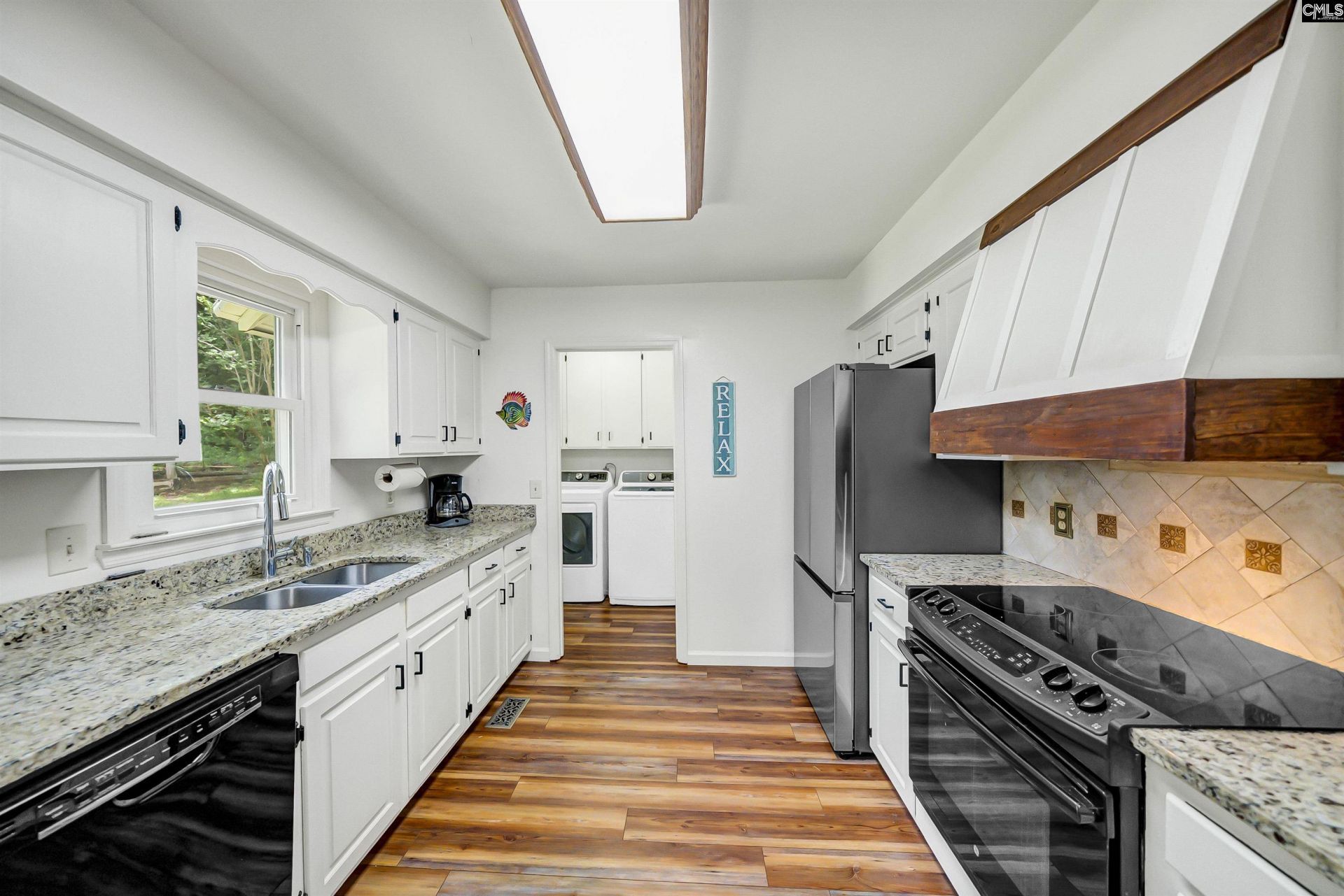 1898 Lakewood Drive  Photo 21