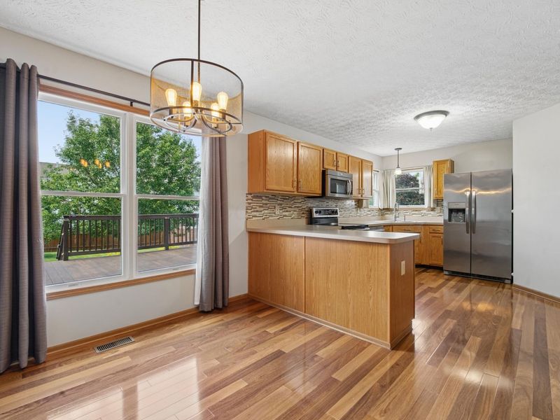 831 Lone Rise Drive W, Marysville, OH 43040 Photo 12