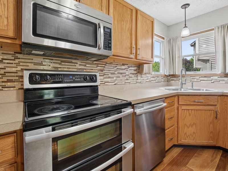 831 Lone Rise Drive W, Marysville, OH 43040 Photo 16