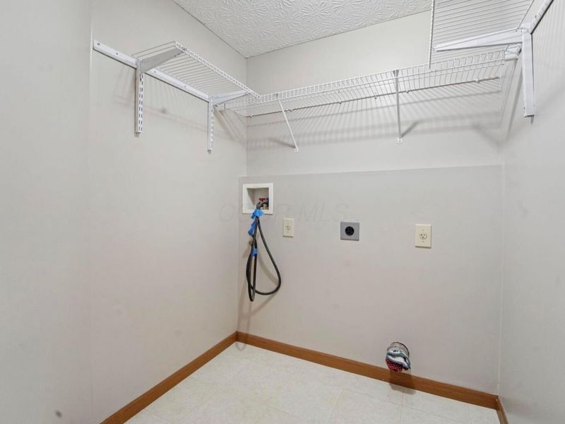 831 Lone Rise Drive W, Marysville, OH 43040 Photo 22