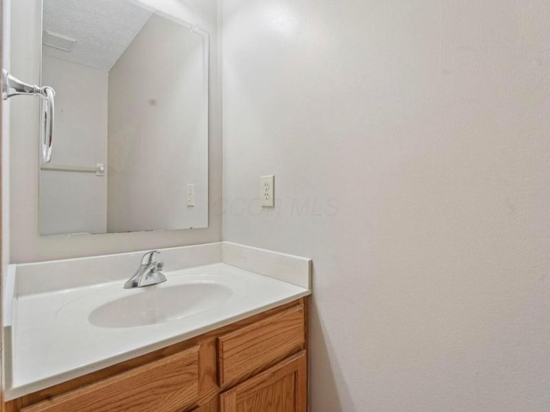831 Lone Rise Drive W, Marysville, OH 43040 Photo 23