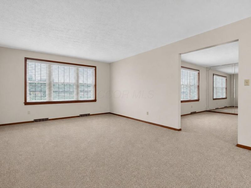 18 Eastlake Road, Reynoldsburg, OH 43068 Photo 11