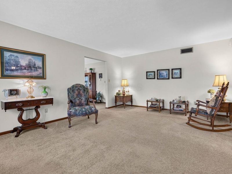 18 Eastlake Road, Reynoldsburg, OH 43068 Photo 11