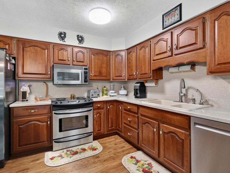 18 Eastlake Road, Reynoldsburg, OH 43068 Photo 16
