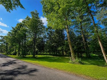 216 Hager Drive, Pulaski, NY 13142