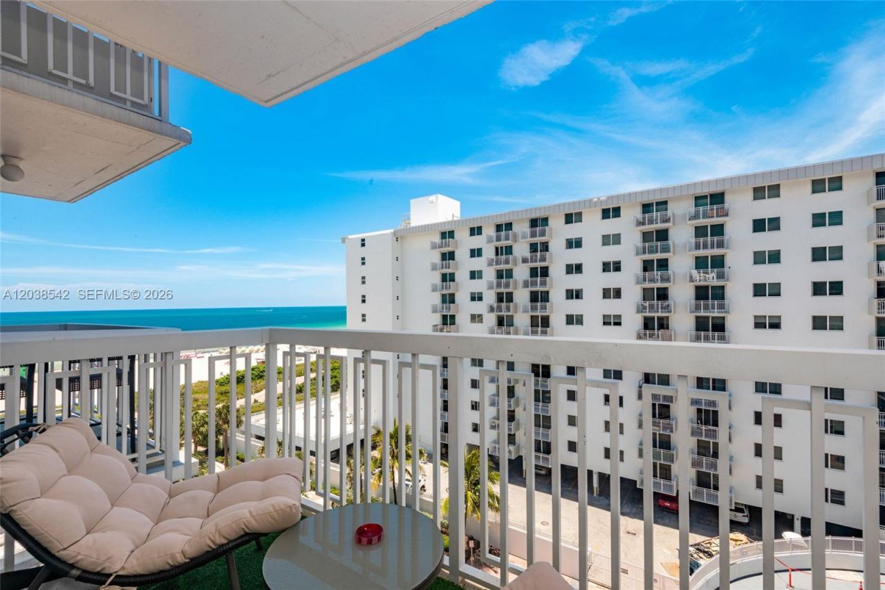 401 Ocean Dr , Unit 810, Miami Beach, FL 33139 Photo