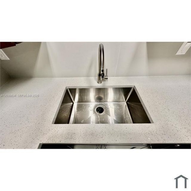 7826 NW 40th St , Unit 2, Coral Springs, FL 33065 Photo