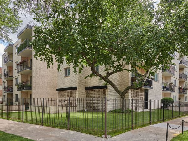 7074 N RIDGE Boulevard , Unit 1E, Chicago, IL 60645