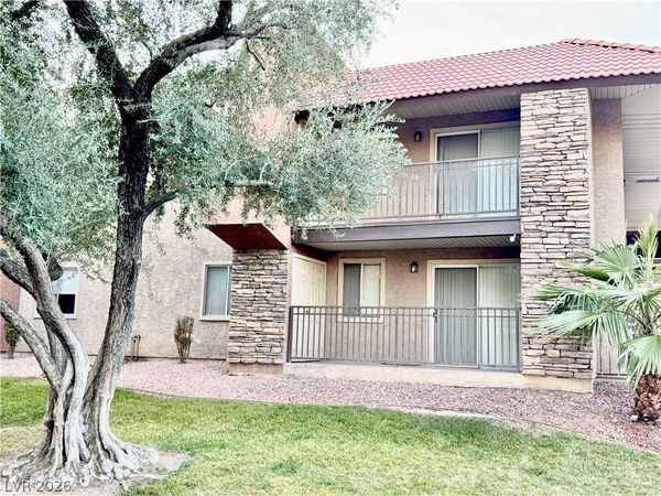 5000 Indian River Drive , Unit 484, Las Vegas, NV 89103