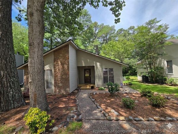 5611 Nix Road, Fayetteville, NC 28314