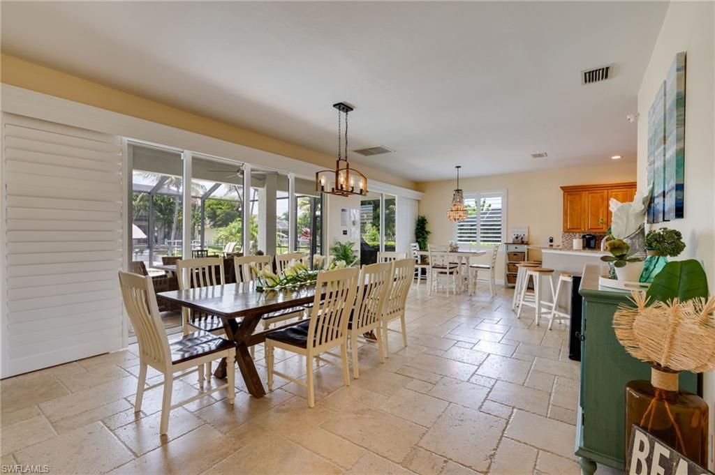 2021 SE 17th Pl , Cape Coral, FL 33990 Photo