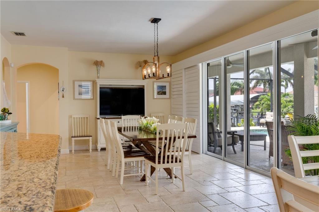 2021 SE 17th Pl , Cape Coral, FL 33990 Photo