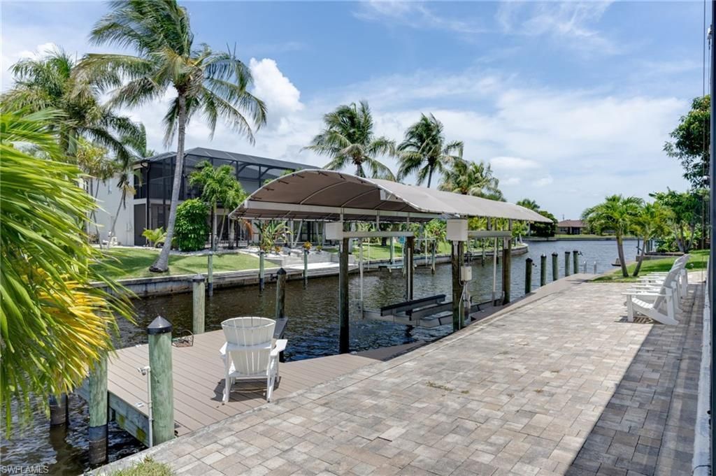 2021 SE 17th Pl , Cape Coral, FL 33990 Photo