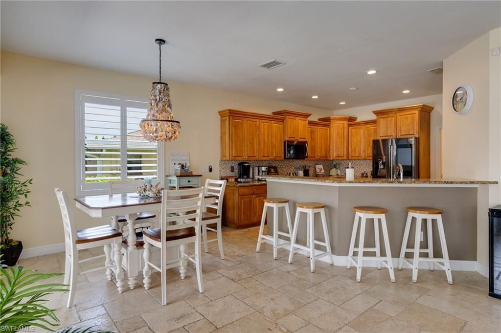 2021 SE 17th Pl , Cape Coral, FL 33990 Photo