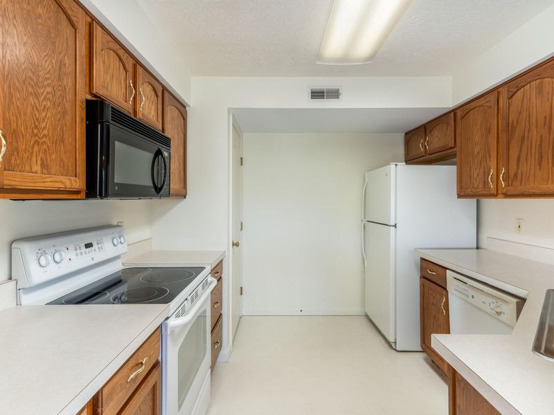 1465 Atlanta Court, Unit 202, Florence, KY 41042 Photo 14