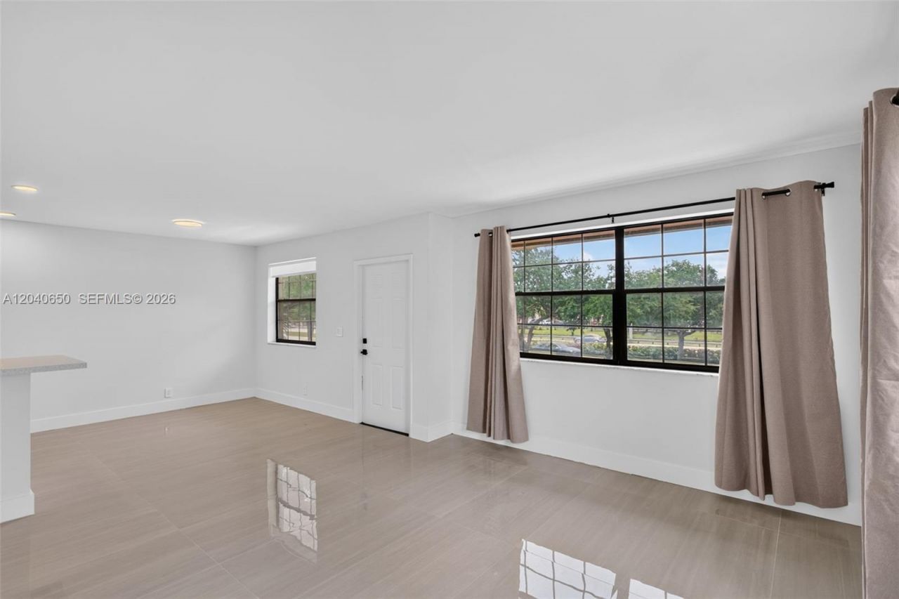 2830 Coral Springs Dr, Unit 2830, Coral Springs, FL 33065 Photo