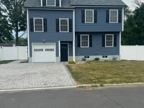 109 Pearl Pl, Dunellen, NJ 08812