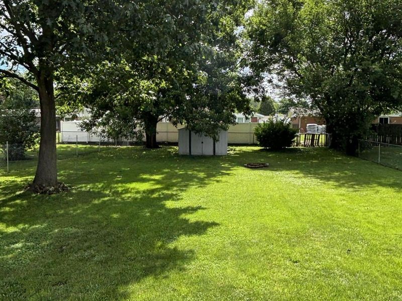 432 Lawnview Avenue, Springfield, OH 45505 Photo 6
