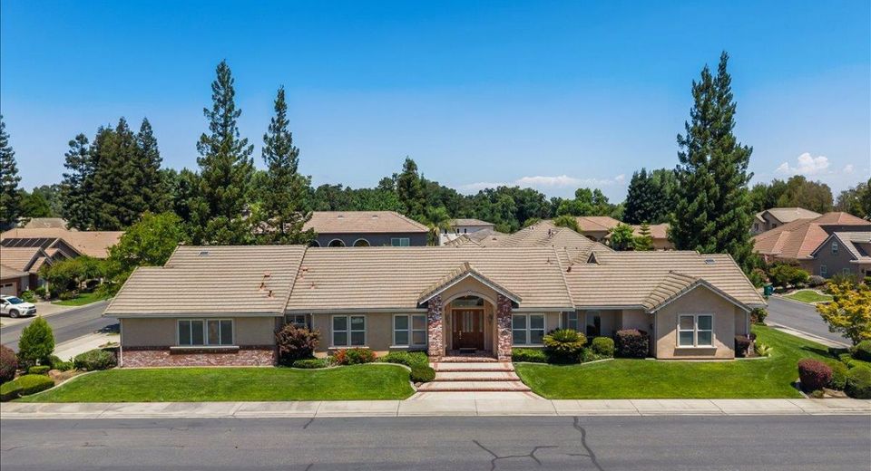 35 River Pointe Cir, Lodi, CA 95240 Photo