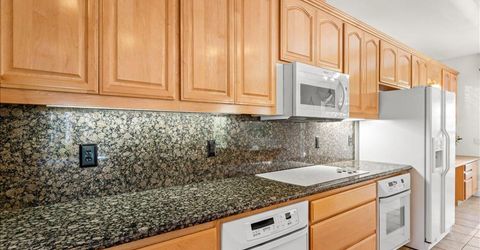 35 River Pointe Cir, Lodi, CA 95240 Photo