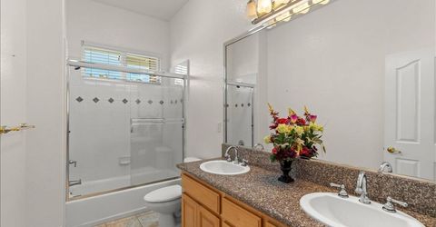 35 River Pointe Cir, Lodi, CA 95240 Photo