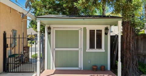 35 River Pointe Cir, Lodi, CA 95240 Photo